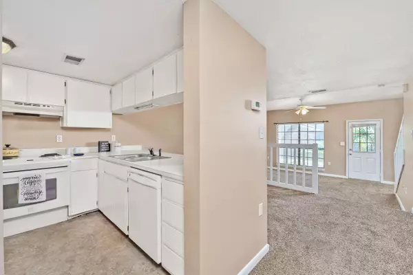 Fort Walton Beach, FL 32547,229 Carmel Drive  #UNIT 7