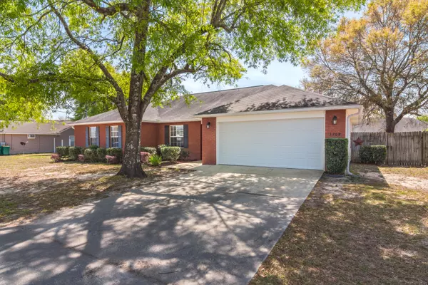 3208 Skynight Drive, Crestview, FL 32539