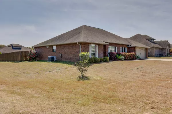 Crestview, FL 32536,5239 Moore Loop