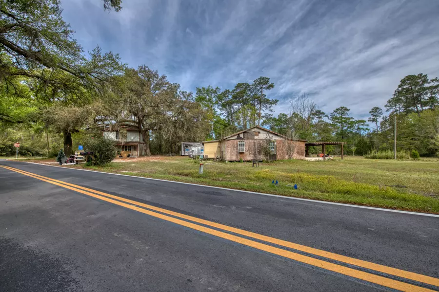 336 Blueberry Road, Freeport, FL 32439