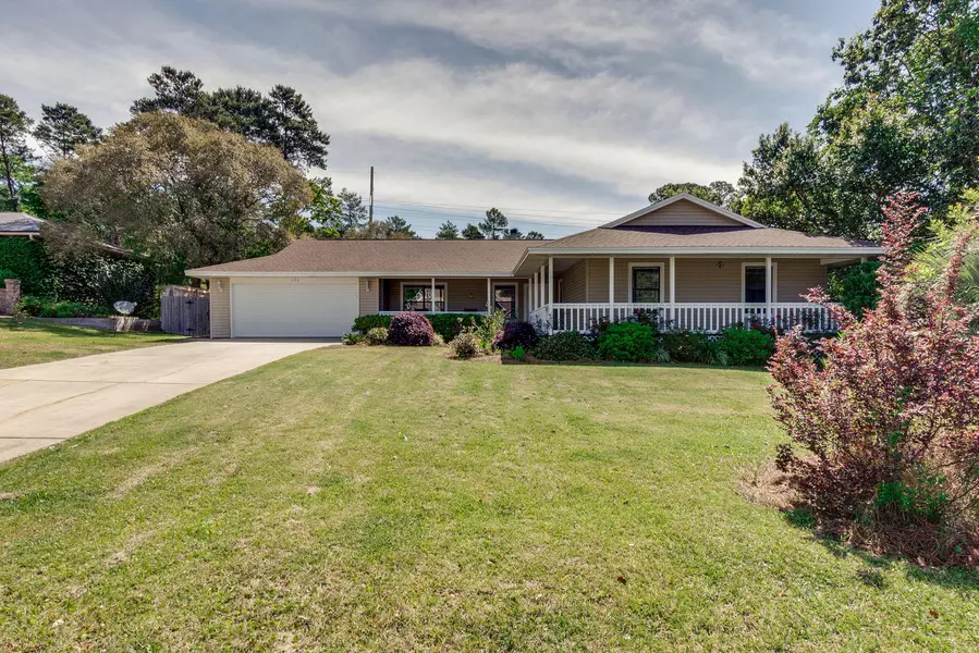 1132 Sandalwood Circle, Niceville, FL 32578