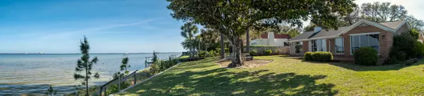 Shalimar, FL 32579,19 Country Club Road