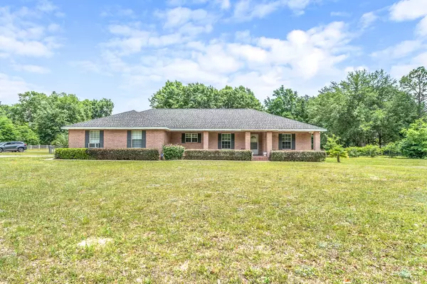 6087 Bud Moulton Road, Crestview, FL 32536