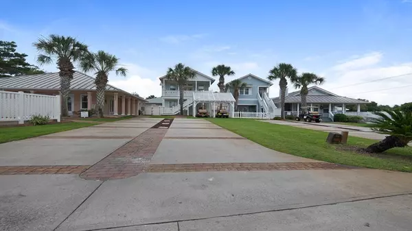 Destin, FL 32541,3673 Scenic Hwy 98