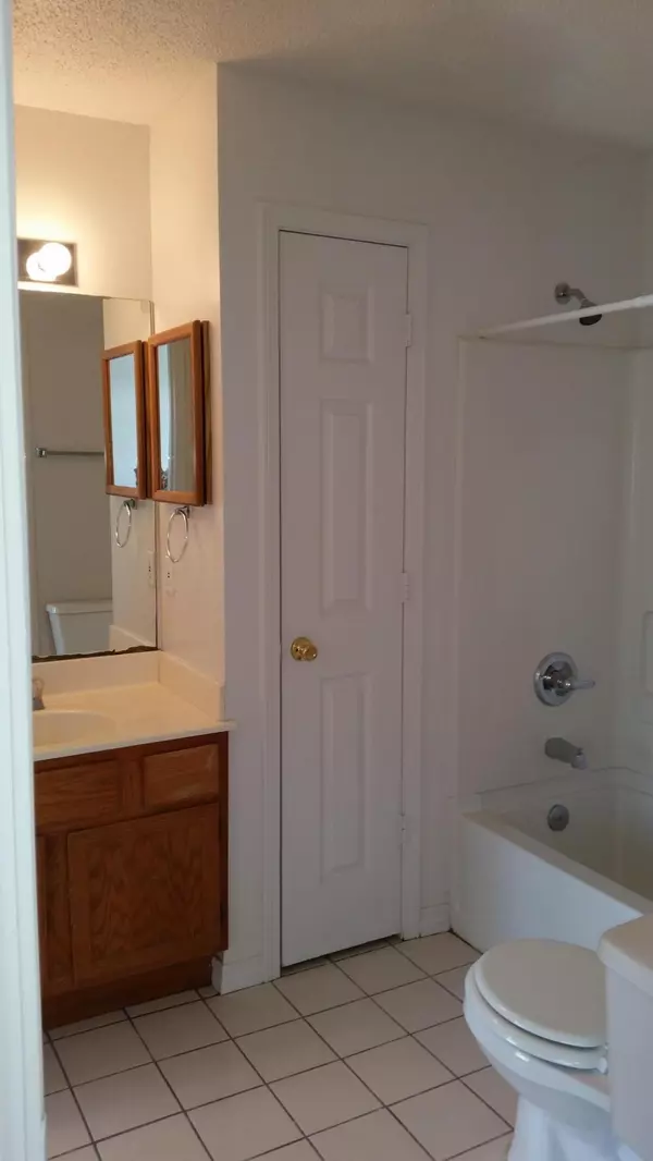 Mary Esther, FL 32569,561 Florosa Court