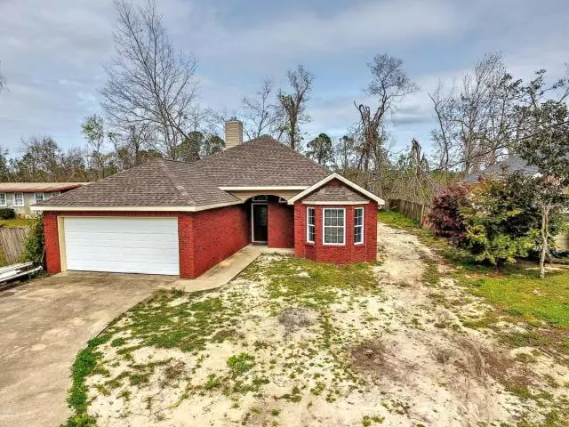 1011 Hopkins Lane, Southport, FL 32409