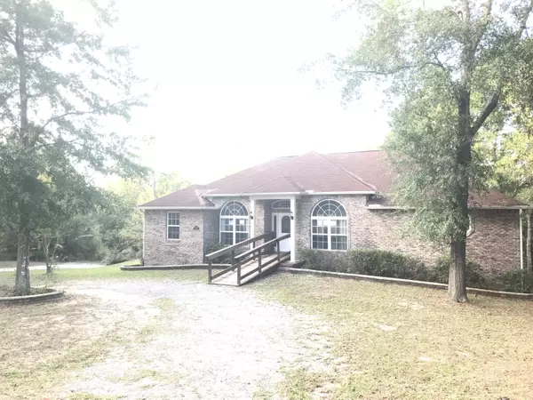 1574 Texas Parkway, Crestview, FL 32536