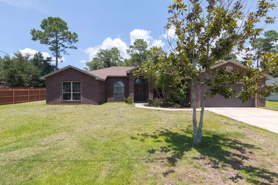 8238 Montalban Street, Navarre, FL 32566