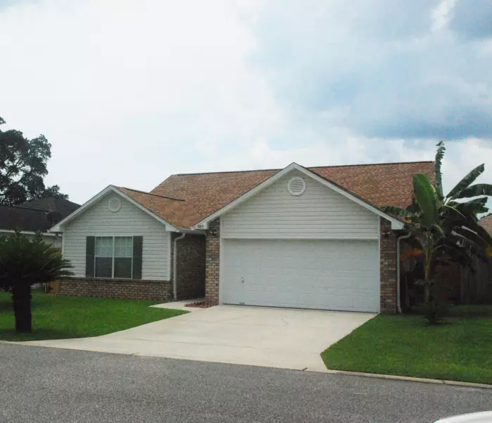 989 John Wayne Circle, Fort Walton Beach, FL 32547