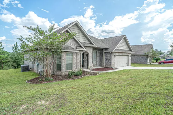 Crestview, FL 32536,152 Crab Apple Avenue