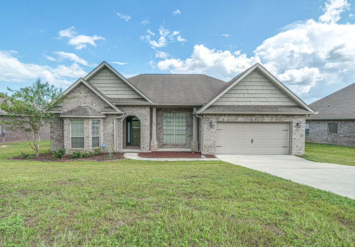 Crestview, FL 32536,152 Crab Apple Avenue