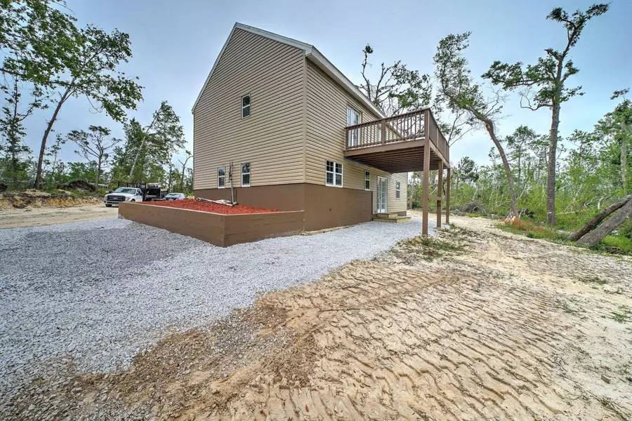 8926 Kingswood Road, Southport, FL 32409