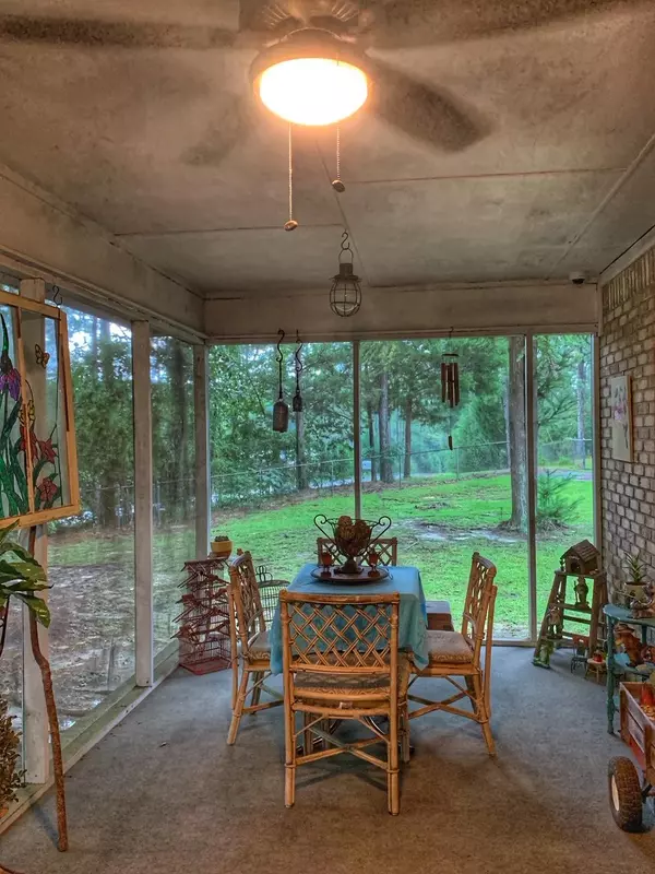 Defuniak Springs, FL 32435,367 Timberlake Drive