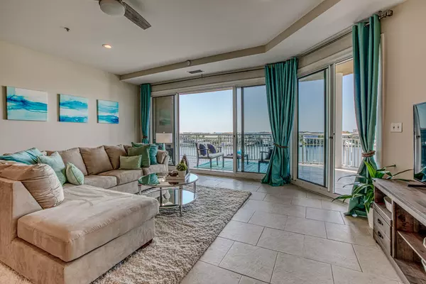 Destin, FL 32541,662 Harbor Boulevard  #UNIT 320