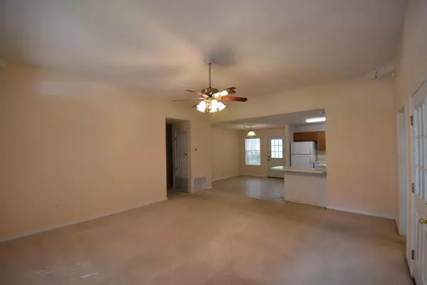 Crestview, FL 32536,5935 Creekside Circle