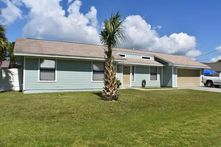 Panama City Beach, FL 32407,913 Pelican Place