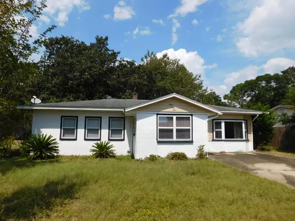 364 Okaloosa Avenue, Valparaiso, FL 32580