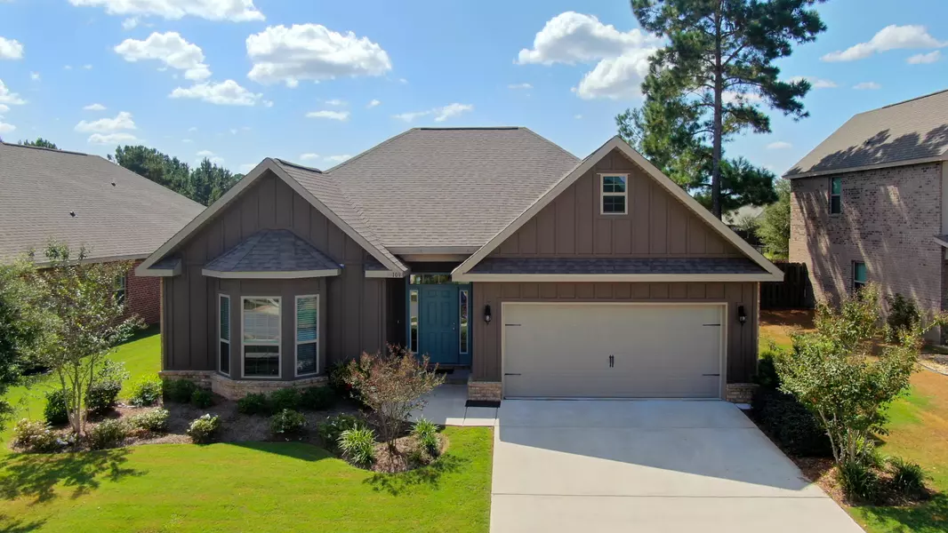 109 Whitman Way, Freeport, FL 32439