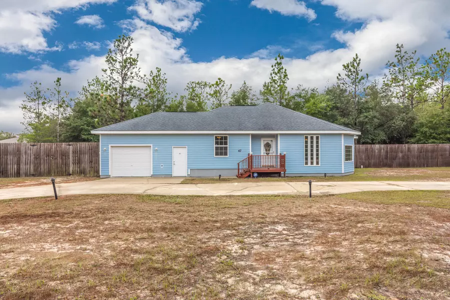 47 Passion Flower Street, Defuniak Springs, FL 32434