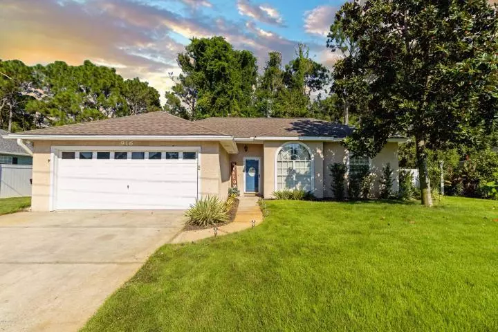 Panama City Beach, FL 32407,916 Pelican Place