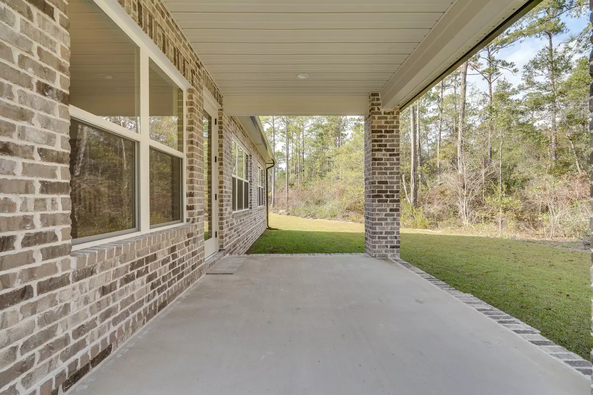 Crestview, FL 32539,105 Creve Core Drive
