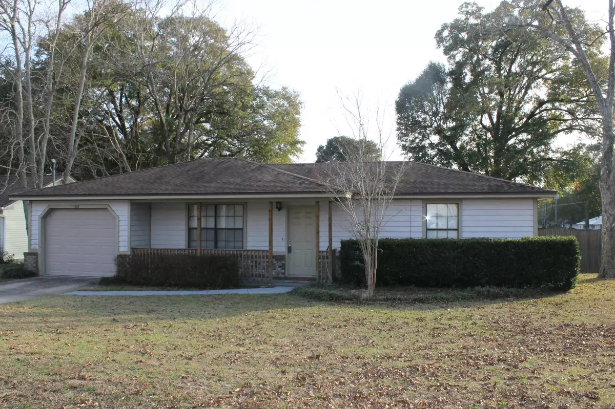 Crestview, FL 32539,102 Jamie Court