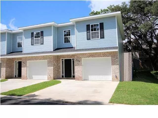 994 Leigh Ann Lane, Fort Walton Beach, FL 32547