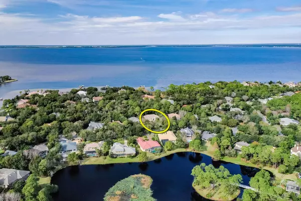 Destin, FL 32541,233 Matties Way