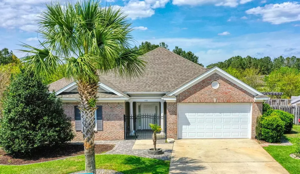 48 Camellia Lane, Freeport, FL 32439