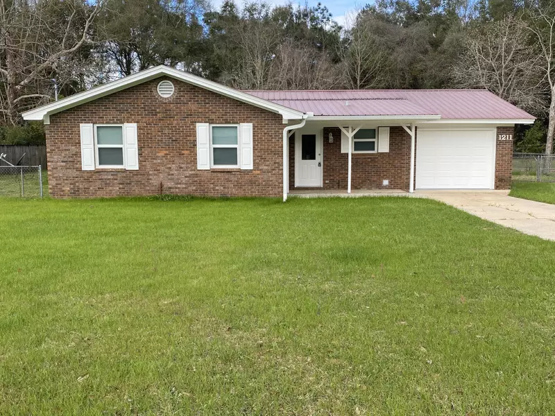 1211 Sunshine Drive, Crestview, FL 32539