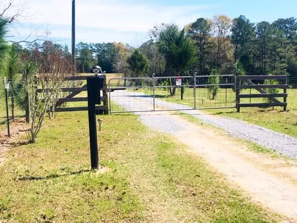 Defuniak Springs, FL 32433,4800 N Highway 183