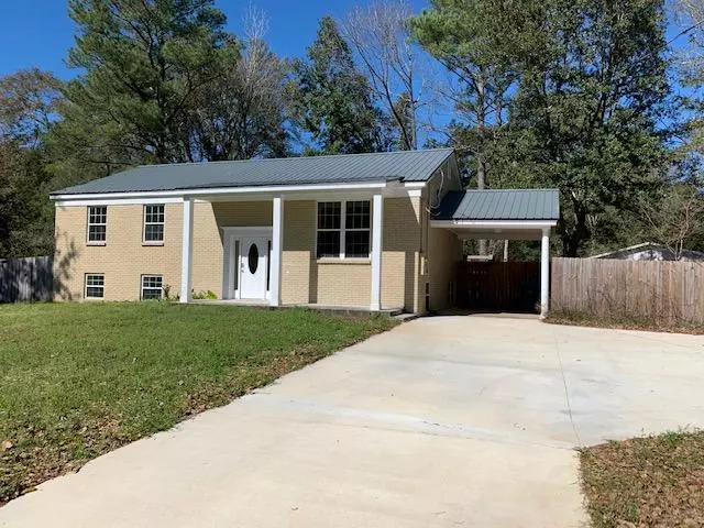 201 Adams Drive, Crestview, FL 32536