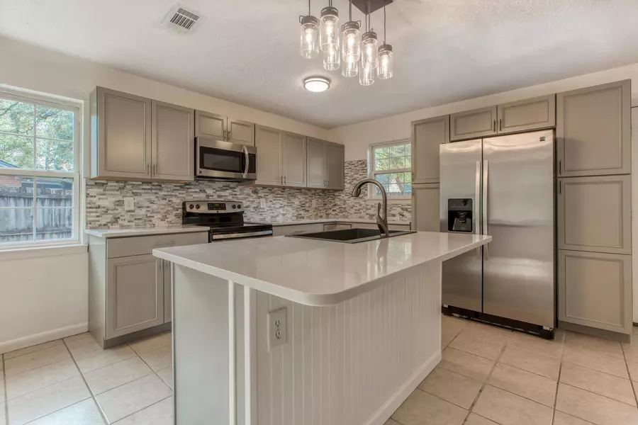 441 Larkspur Court, Niceville, FL 32578