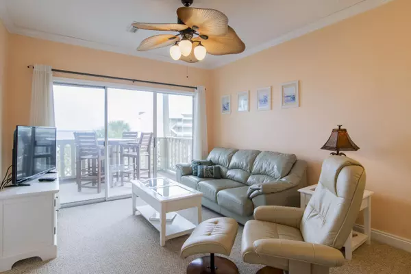 Pensacola Beach, FL 32561,1150 Fort Pickens Road  #C5