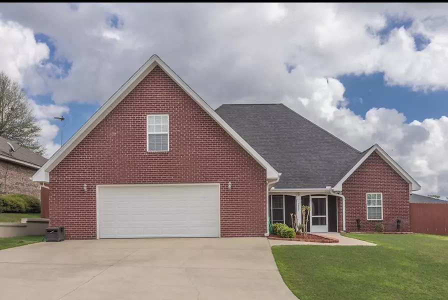 4404 Mirada Way, Crestview, FL 32539