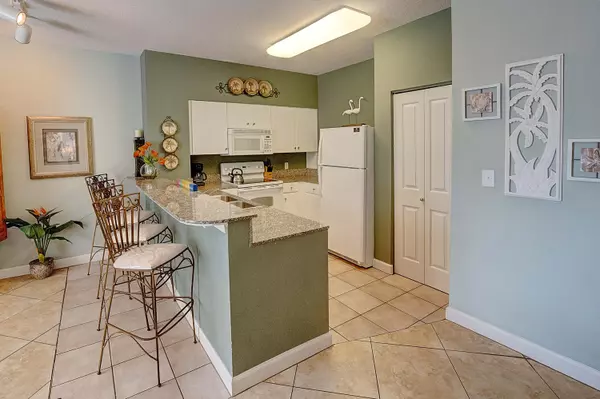 Panama City Beach, FL 32408,9900 S Thomas Drive  #304