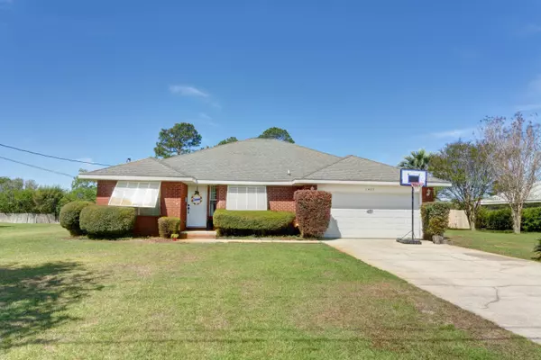 1925 Candlewood Drive, Navarre, FL 32566