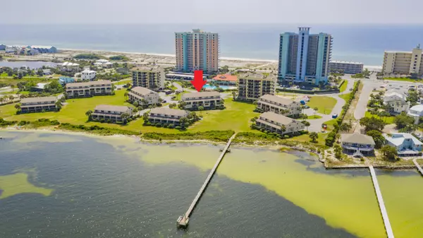 Pensacola Beach, FL 32561,900 Fort Pickens Road  #712