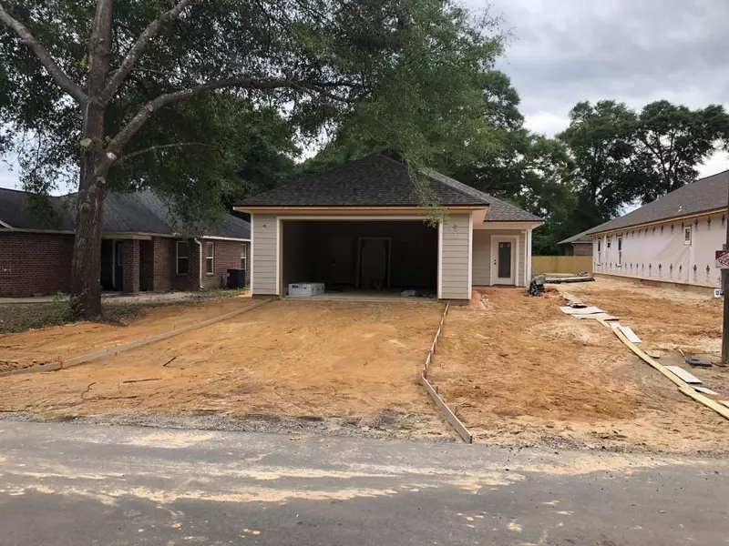 5536 Royal Street, Crestview, FL 32539