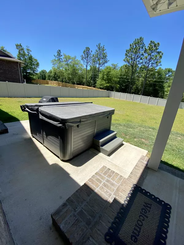 Crestview, FL 32536,6135 Brickhill Court