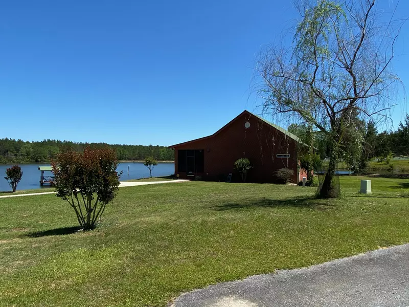 7029 Lesters Lane, Laurel Hill, FL 32567