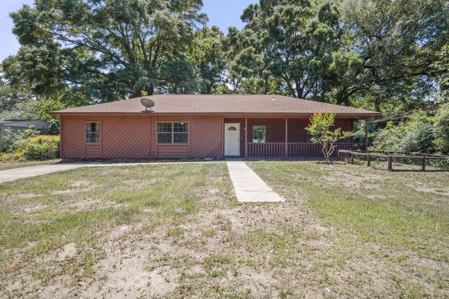 6713 Flagler Drive, Pensacola, FL 32503