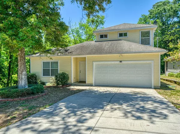 710 Kumquat Avenue, Niceville, FL 32578