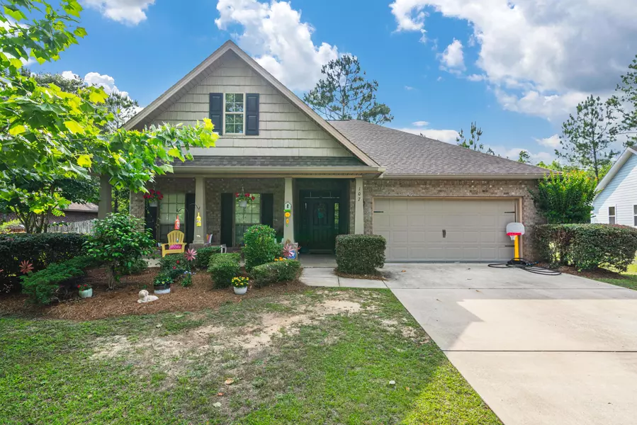107 Crab Apple Avenue, Crestview, FL 32536