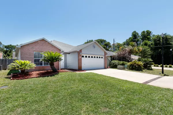 Fort Walton Beach, FL 32547,933 Ibis Way