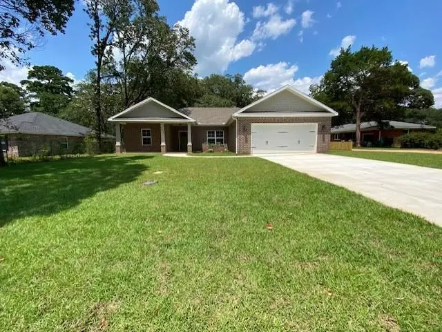 103 Adams Drive, Crestview, FL 32536