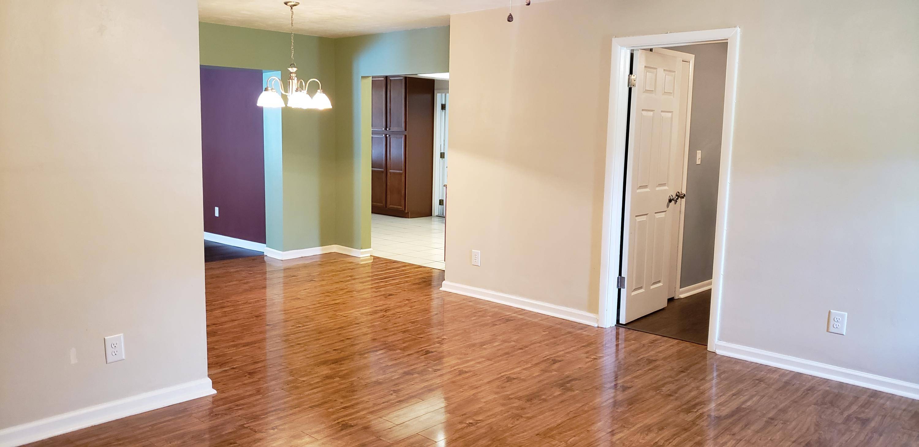 Mary Esther, FL 32569,221 N Lorraine Drive
