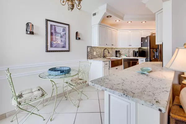 Miramar Beach, FL 32550,1096 Scenic Gulf Drive  #206