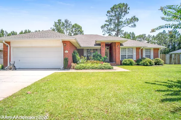 6633 Flintwood Street, Navarre, FL 32566