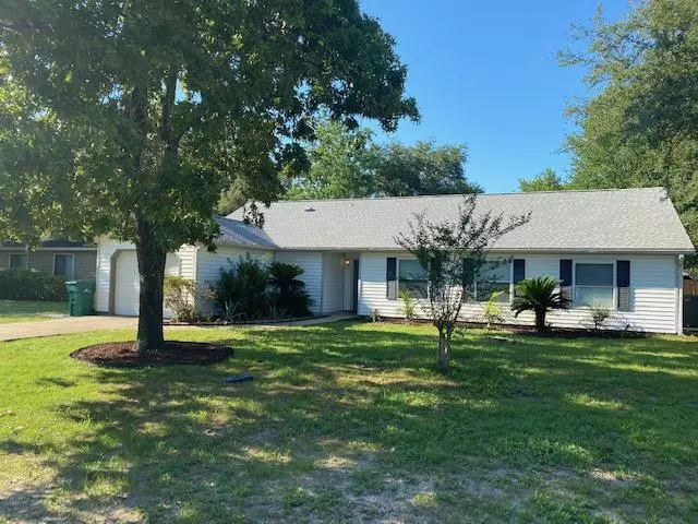 285 Honeysuckle Way, Niceville, FL 32578